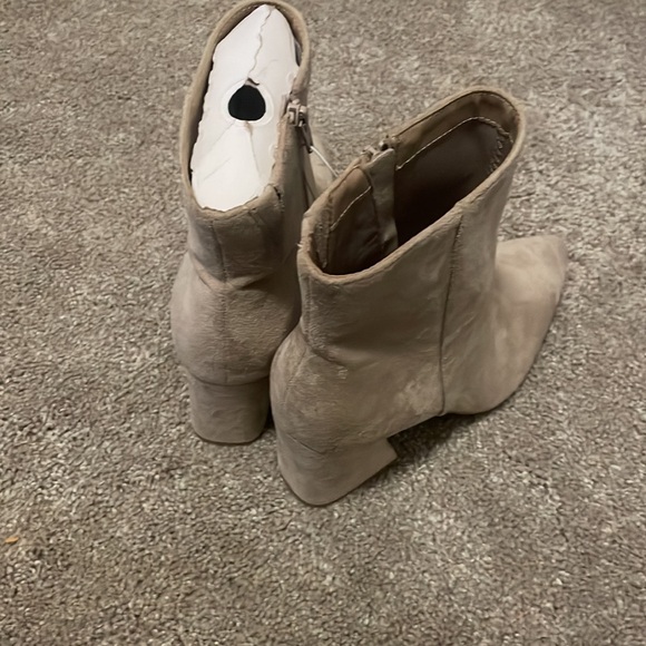A new day 3 inch block heeled boots tan faux suede size 10 cullen ankle - Picture 8 of 11